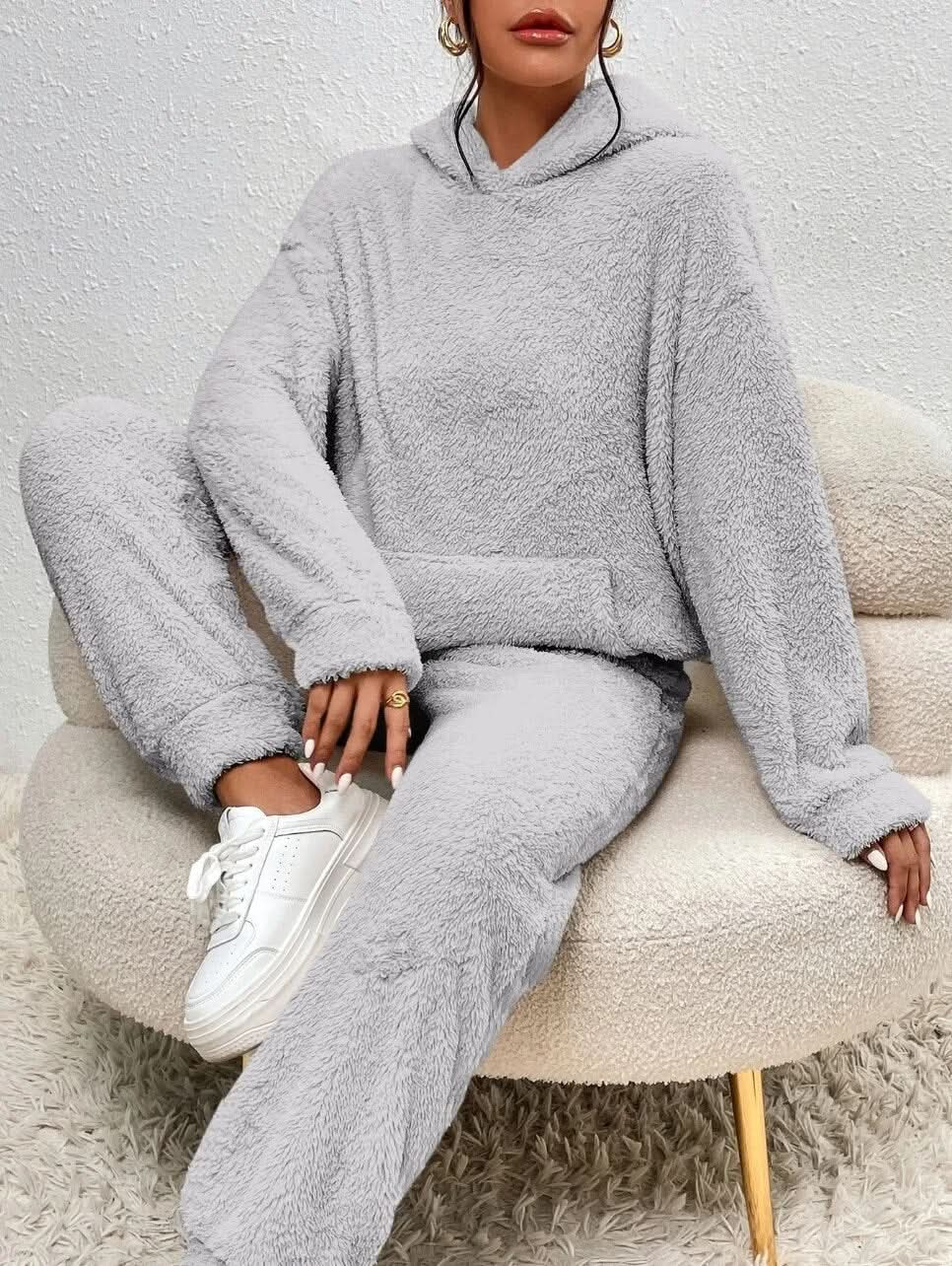 Gemütliches, kuscheliges, stylisches Teddybär-Kapuzenpullover- und Jogginghosen-Set für Damen