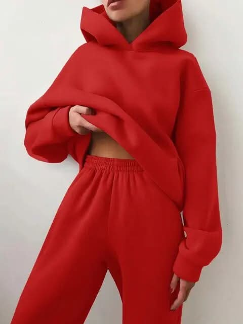 Entspanntes Kapuzenpullover- und Sweatpants-Set für Frauen