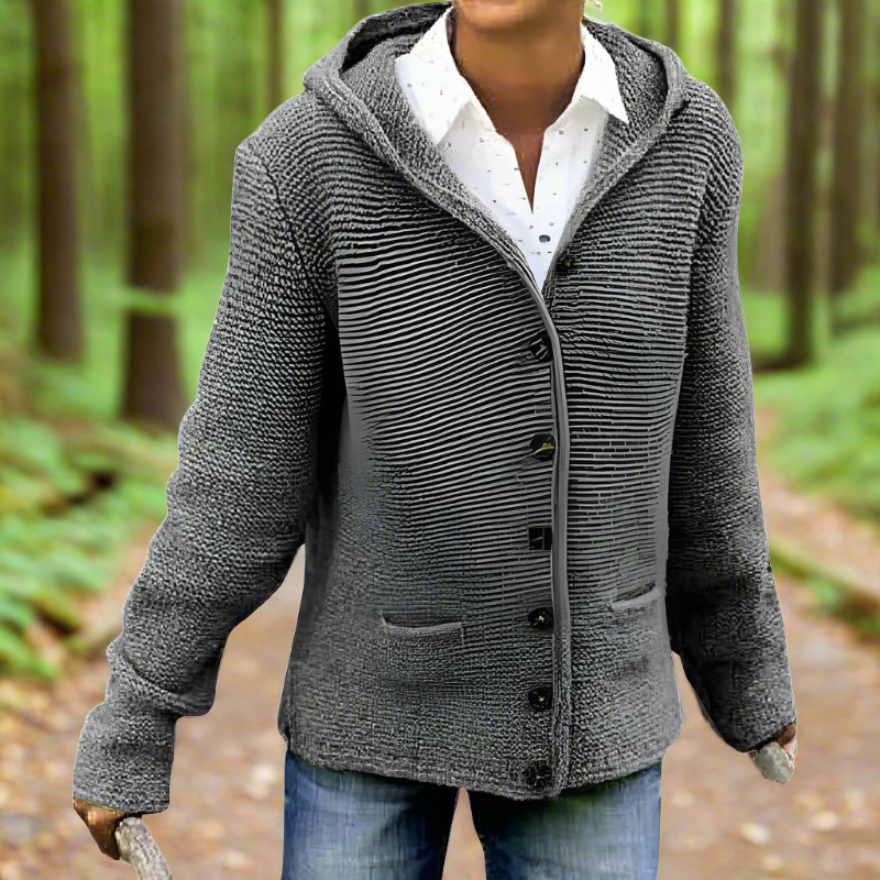 Lea - Warme Damenstrickjacke mit Knopfleiste